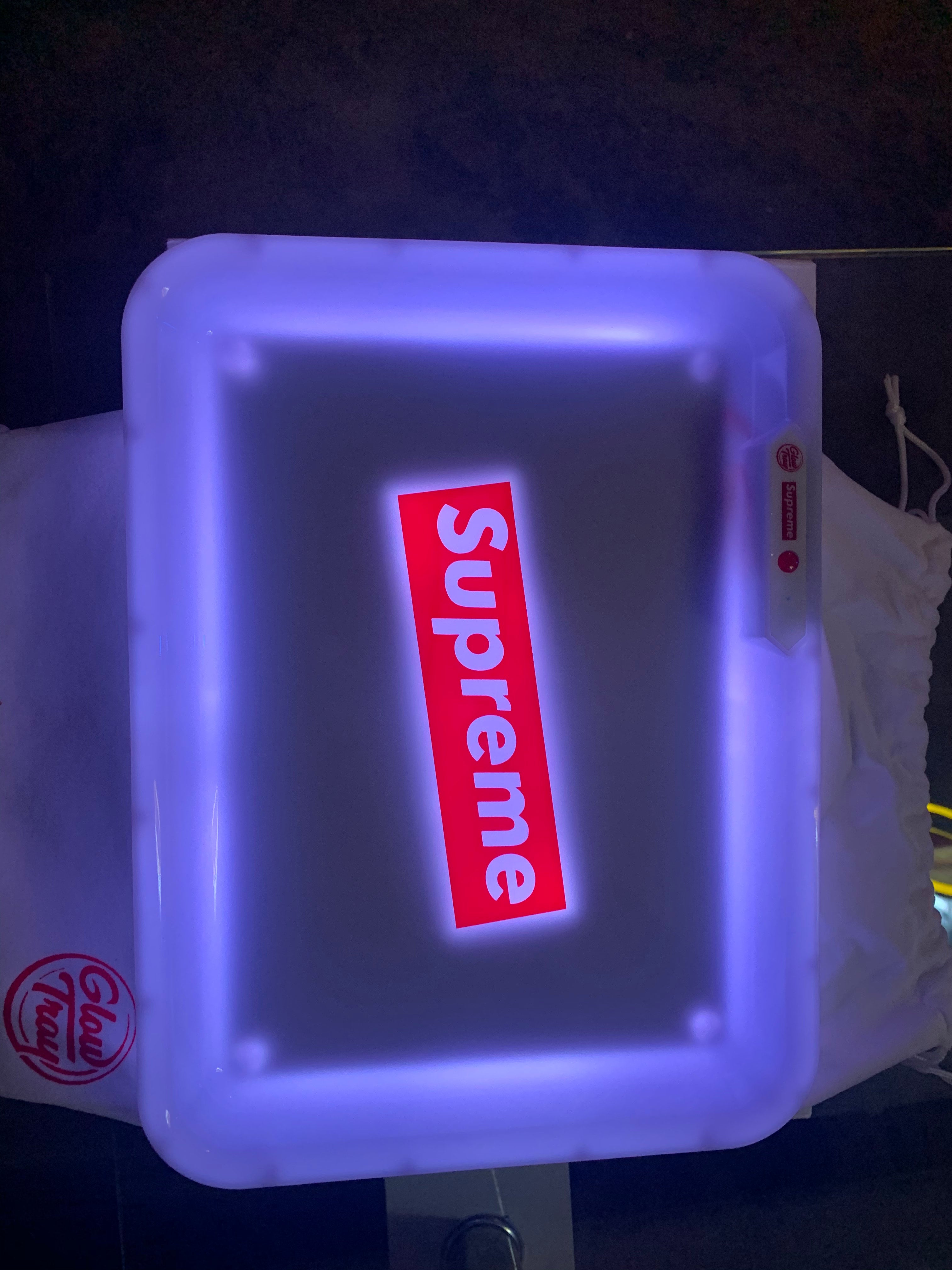 Supreme x Glow Tray | hookah&smoke