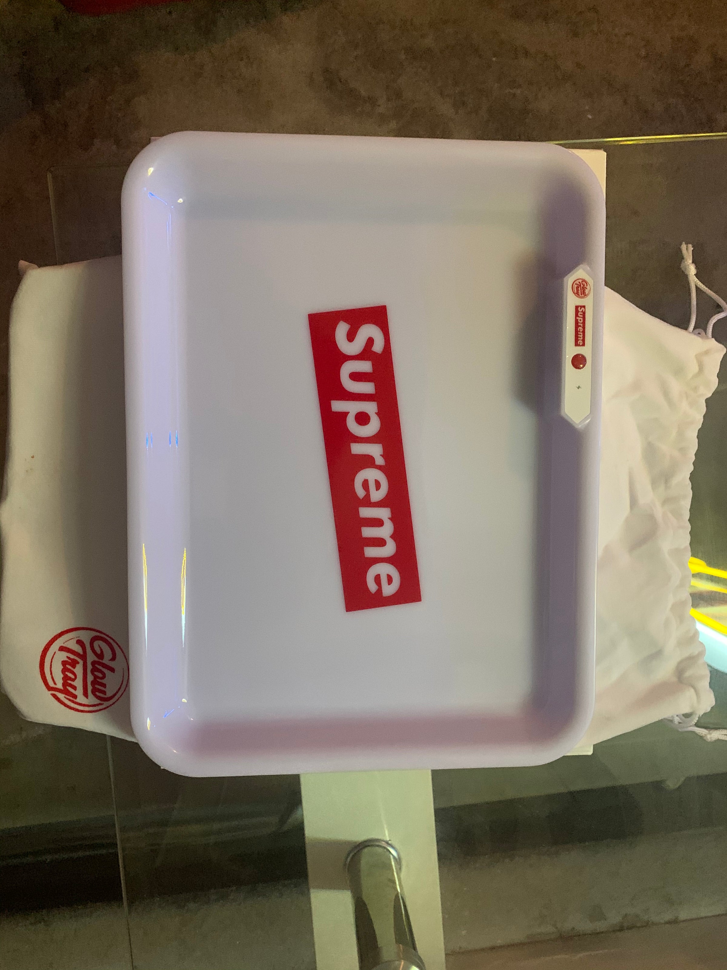 Supreme x Glow Tray | hookah&smoke